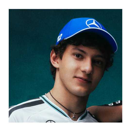 Czapka z daszkiem Kimi Antonelli Mercedes AMG F1 2026 niebieska