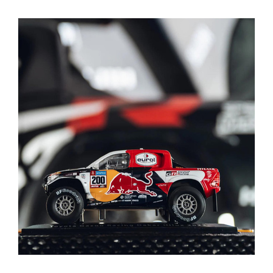 Model samochodu 1:24 Dakar Winner Hilux T1+ Toyota Gazoo Racing