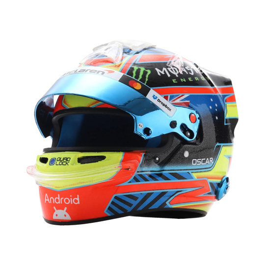 Model kasku 1:5 Oscar Piastri McLaren F1 2026