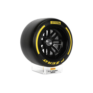 Opona Pirelli P Zero Medium Formuła 1