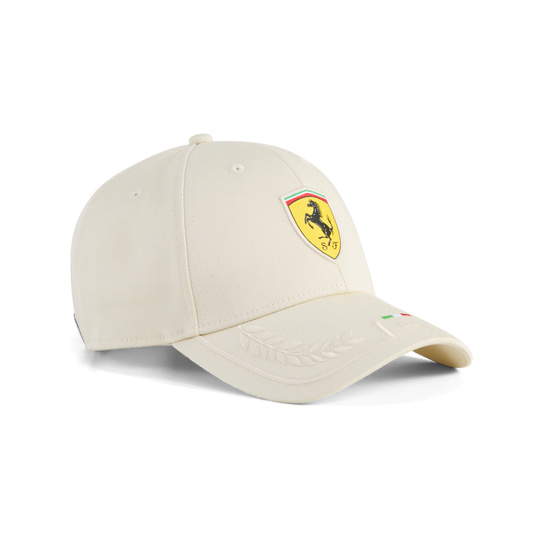 Czapka z daszkiem Italian Scuderia Ferrari F1 2026 biała