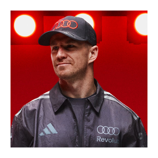 Czapka z daszkiem Nico Hülkenberg Audi Revolut F1 2026